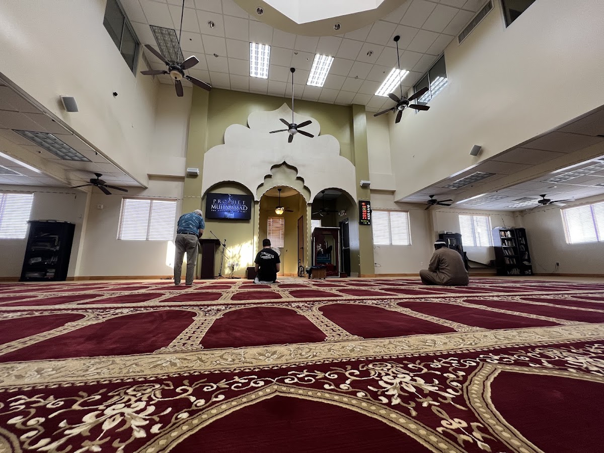Noori Mosque